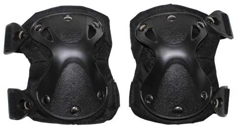 Knieschützer Defence